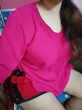 Snapshot of divya-222 chatting on June 19, 2026, 4:13 pm divya-222 online show from June 19, 2026, 4:13 pm
