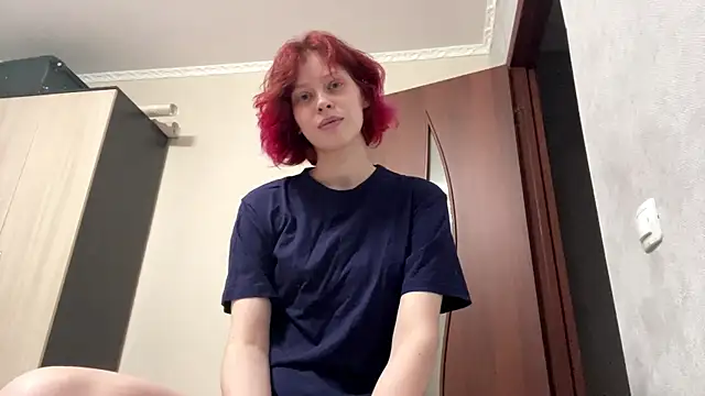 lullabyplump online show from June 12, 2026, 3:54 pm