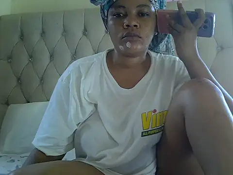 Snapshot of Africanah-Ke chatting on July 9, 2026, 5:19 am Africanah-Ke online show from July 9, 2026, 5:19 am