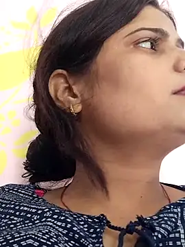 Missridhi online show from July 11, 2026, 1:22 pm