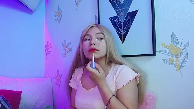 Snapshot of _Pamelawish_ chatting on July 10, 2026, 12:05 pm Pamelawish online show from July 10, 2026, 12:05 pm