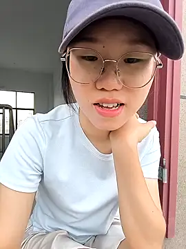 xiaomin666 online show from August 4, 2026, 12:15 am