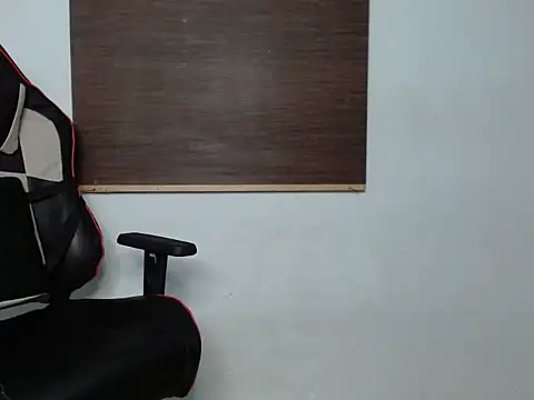 Sexynaina3 online show from July 25, 2026, 4:31 am