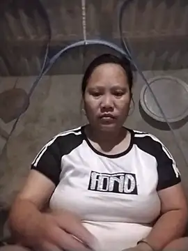 Chily-yy online show from July 9, 2026, 10:31 pm