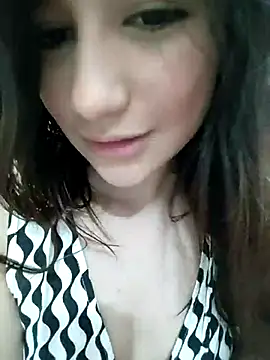Snapshot of yuligati chatting on June 12, 2026, 7:44 pm yuligati online show from June 12, 2026, 7:44 pm