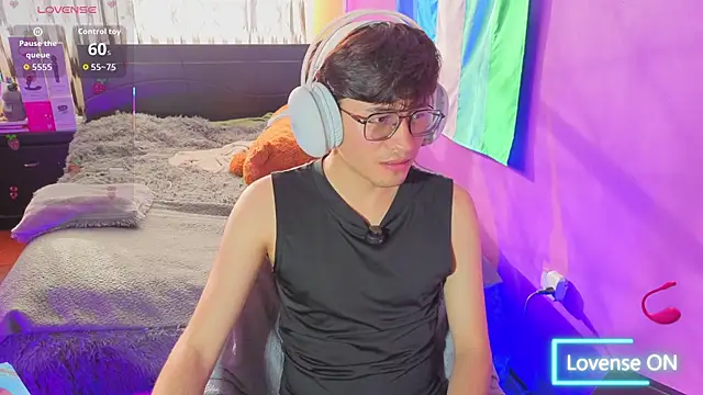 Angelito Twink online show from August 2, 2026, 10:07 pm