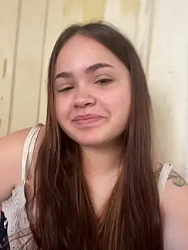 bella  hott online show from July 29, 2026, 10:47 am
