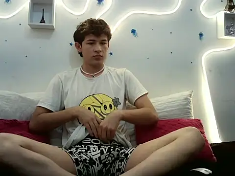 christian foxx  online show from June 14, 2026, 7:26 pm