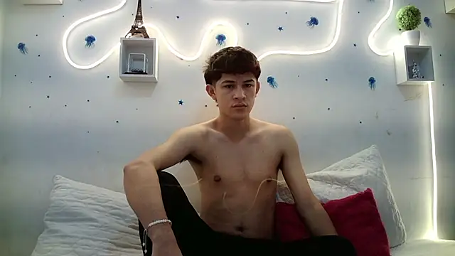 christian foxx  online show from June 26, 2026, 1:06 pm