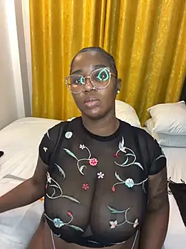 Snapshot of Honeylust26 chatting on July 29, 2026, 9:03 pm Honeylust26 online show from July 29, 2026, 9:03 pm