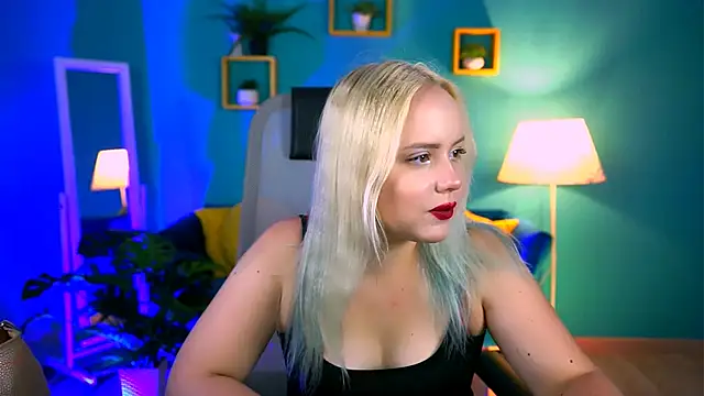 Snapshot of stellawatts chatting on June 14, 2026, 8:04 am stellawatts online show from June 14, 2026, 8:04 am