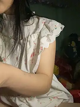 Cerry-cc online show from June 12, 2026, 4:16 pm