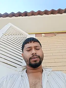 Snapshot of Alessandrino_09 chatting on August 6, 2026, 8:53 am Alessandrino 09 online show from August 6, 2026, 8:53 am