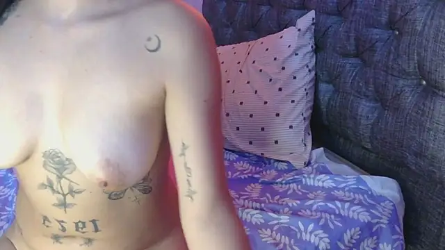 Snapshot of hannah_carters8 chatting on June 20, 2026, 3:50 pm hannah carters8 online show from June 20, 2026, 3:50 pm