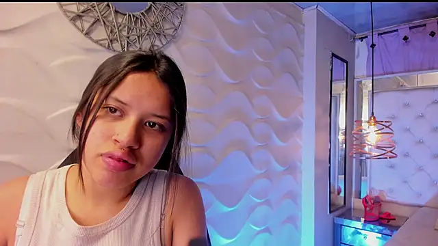 Tifanny-Val online show from June 30, 2026, 12:38 pm