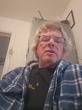 SeraphUK21 online show from June 16, 2026, 7:41 am