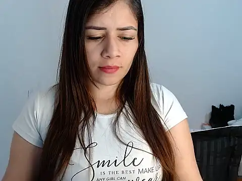 Luna zoe online show from July 1, 2026, 9:59 pm