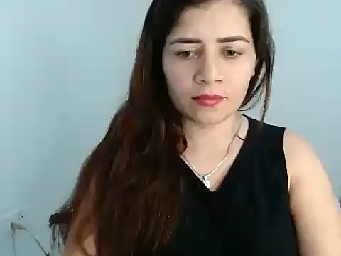 Luna zoe online show from June 20, 2026, 8:41 am