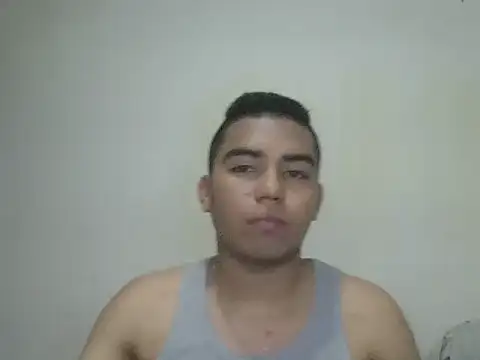 DOSALMASUNAHISTORIA online show from June 17, 2026, 3:17 am