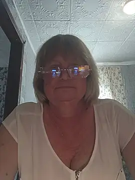 MilashkaCutie50 online show from June 25, 2026, 5:34 am