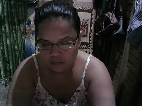 hottiebabe41 online show from June 16, 2026, 12:16 pm