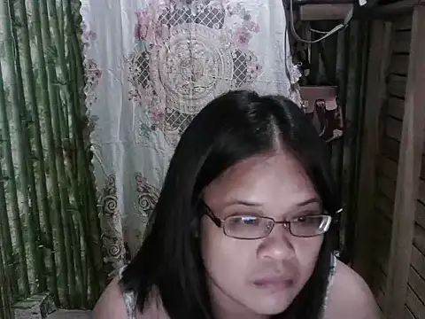 hottiebabe41 online show from July 14, 2026, 10:21 am