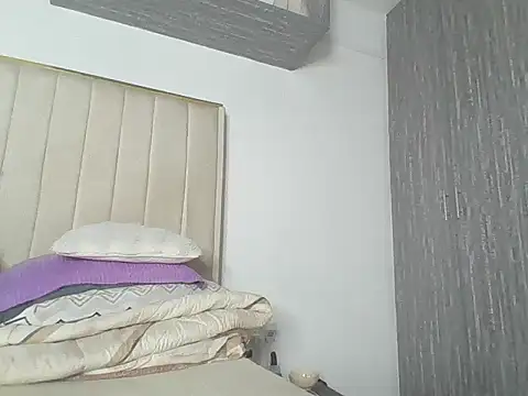 naughty amber5 online show from June 28, 2026, 10:21 am