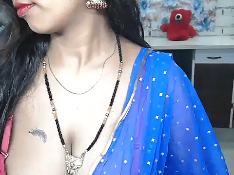 NottyMomo online show from July 10, 2026, 10:37 am