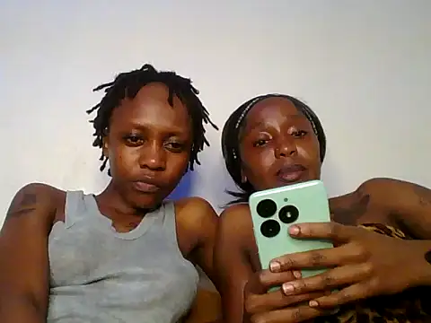 Pretty-Caramel1 online show from July 22, 2026, 9:28 pm