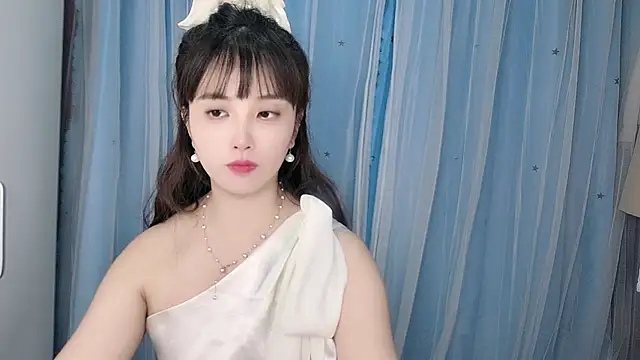 Yesqiko online show from June 25, 2026, 2:33 pm