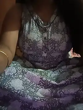 Snapshot of NEELU_VERMAA chatting on July 21, 2026, 3:24 pm NEELU VERMAA online show from July 21, 2026, 3:24 pm