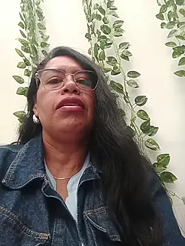 Emilif  online show from July 31, 2026, 3:09 pm
