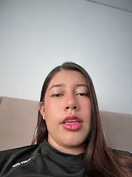 Saracalderon online show from August 2, 2026, 1:09 pm