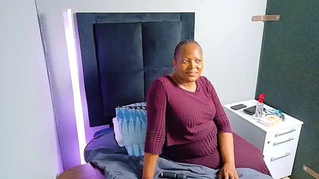 Snapshot of AfricanBrownEyes chatting on August 2, 2026, 2:59 pm AfricanBrownEyes online show from August 2, 2026, 2:59 pm