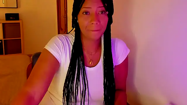 NicolePasqualott online show from September 30, 2025, 7:31 pm