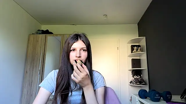 SpanishRooter online show from June 28, 2026, 8:09 am