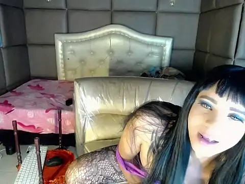 Clarissa Gill online show from June 28, 2026, 4:13 pm