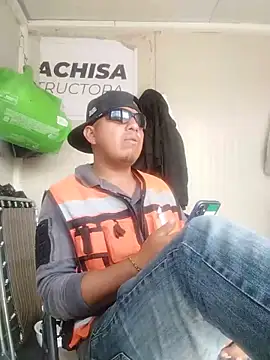 Snapshot of Hdheueiieirjr chatting on June 18, 2026, 4:01 pm Hdheueiieirjr online show from June 18, 2026, 4:01 pm