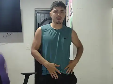 Snapshot of Sebas_Blessed chatting on July 6, 2026, 5:37 pm Sebas Blessed online show from July 6, 2026, 5:37 pm
