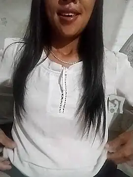 Snapshot of Helen-nn chatting on August 1, 2026, 10:52 pm Helen-nn online show from August 1, 2026, 10:52 pm