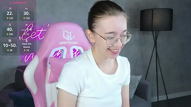 Snapshot of Lucy_Green chatting on July 24, 2026, 12:50 am Lucy Green online show from July 24, 2026, 12:50 am