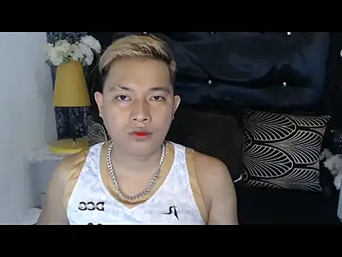 PRIMOLOVEXX online show from July 3, 2026, 7:48 am