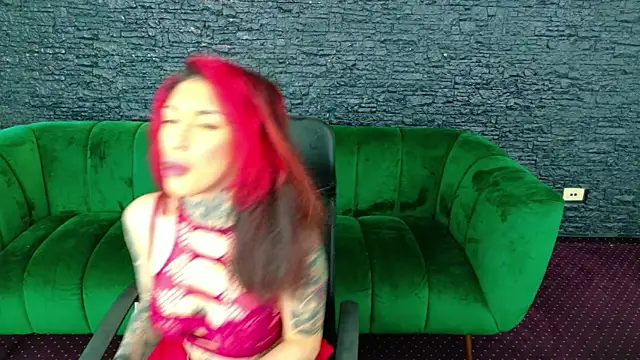 CassyFoxyy online show from July 13, 2026, 4:23 am