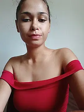 Snapshot of Taika-kis chatting on June 25, 2026, 2:44 pm Taika-kis online show from June 25, 2026, 2:44 pm