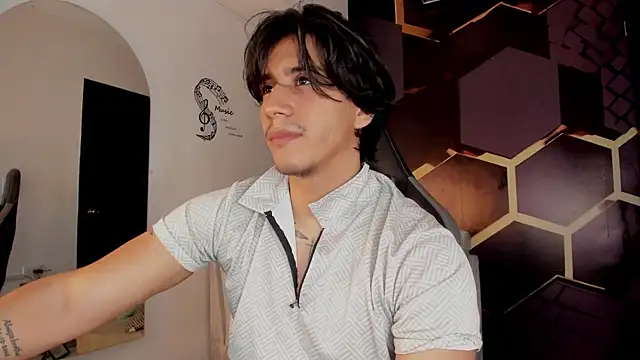 Alexx Cano  online show from August 7, 2026, 3:12 am