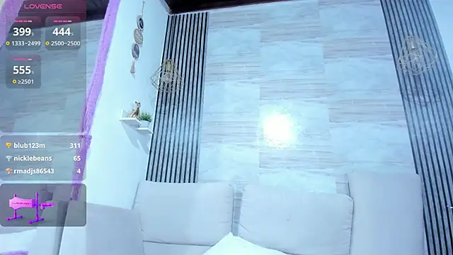 Snapshot of Tyra_pettite chatting on July 14, 2026, 2:05 am Tyra pettite online show from July 14, 2026, 2:05 am