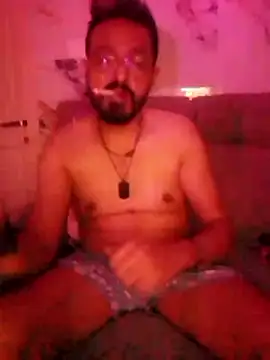 Snapshot of freakkydessi chatting on June 18, 2026, 7:19 pm freakkydessi online show from June 18, 2026, 7:19 pm