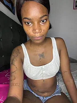 ShakiraThompss18 online show from July 29, 2026, 4:22 am