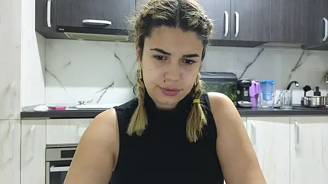 heysianna online show from July 24, 2026, 7:21 pm