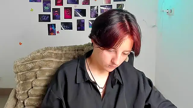 Dilara Kiss  online show from July 16, 2026, 11:07 am